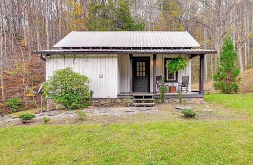 Robbinsville Cabin | Fish & Water Raft: Cabin Near Lake Santeetlah