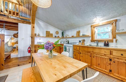 Robbinsville House | Fish & Water Raft: Cabin Near Lake Santeetlah