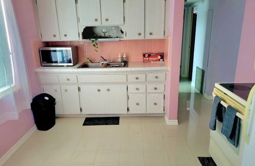 Meadowlawn House | FL Dream Home-10 minutes from the beach