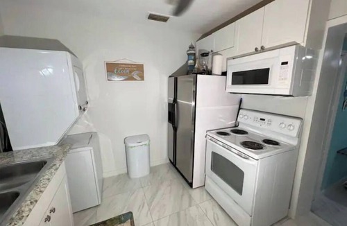Lake Ridge Apartment | ★Flamingo Studio★ 5 min to Beach ★