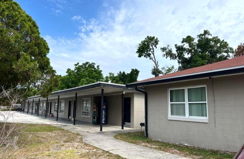 Winter Haven Hotel | Florida Garden Motel Winter Haven Near LEGOLAND