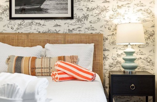Folly Beach Hotel | Folliday Inn- The Overnighter- Room 25