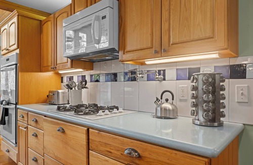 Robbinsville Cabin | Fontana Lake-Access Cabin, Pet-Friendly, Game Room
