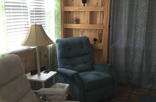 Florida South Atlantic Coast House | For rent/or sale 2 bedroom and 2 bath trailer in Avon Park Fla.