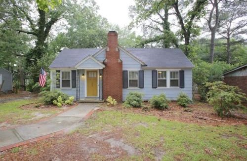 Forest Acres House | Forest Lake Hidden Gem 3 Min to Ft Jackson & Shops