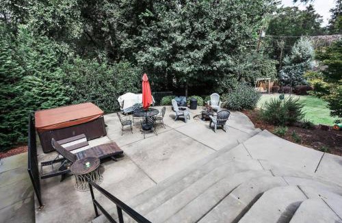 Forest Acres House | Forest Lake Retreat Ft Jackson