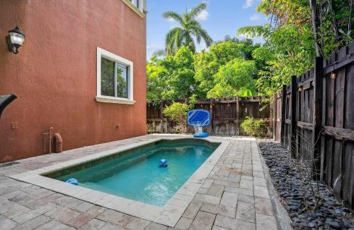 Lake Ridge House | Fort Lauderdale Home Private Pool - Rooftop