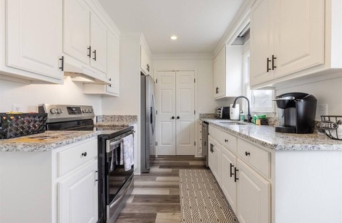 Fountain Inn House | Fountain Inn Oasis - Just 1.5 miles from CCNB Amp