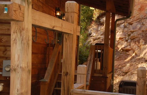 Bryson City House | Free Railroad Tix - Private and Secluded - Hiker's Rest