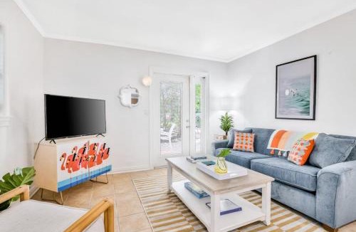 Anna Maria Apartment | Freshly Remodeled Island Suite w Pool & Pet Friendly