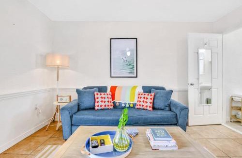 Anna Maria Apartment | Freshly Remodeled Island Suite w Pool & Pet Friendly