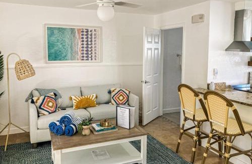 Anna Maria Apartment | Freshly Remodeled Island Suite w Pool & Pet Friendly