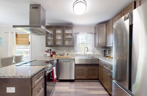 Douglasville House | Fully Equipped Orchard near Downtown GA & Airport