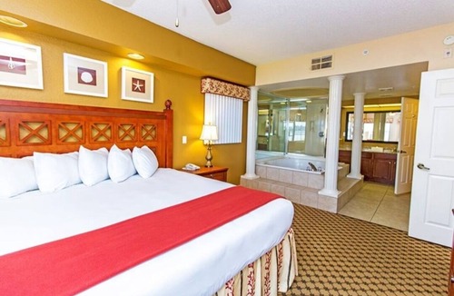 Florida Central Atlantic Coast Hotel | Fully furnished 2-bedroom apartment at Westgate Lakes Resort & Spa