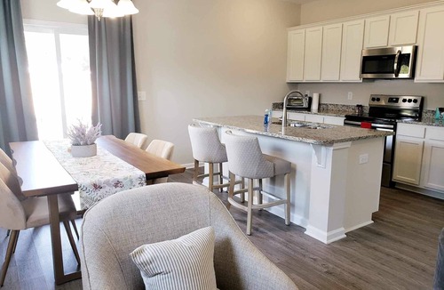 St. Andrews House | Fully furnished 3 bed, 2.5 bath near shopping, restaurants, and interstate