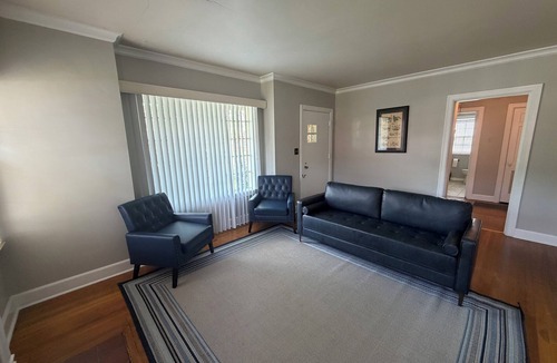 Jackson House | Fully Furnished 3BR/2BA Less than .5 mile to Hospital & University of Memphis