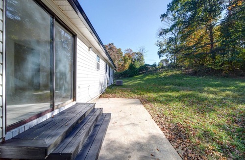 Toddville Road House | Fully Renovated Home 5 MIN to CLT Airport 14 MIN Downtown Sleeps 8