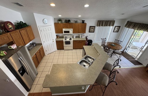 Kissimmee House | Fun‑Filled Family Retreat with Games Room and Pool
