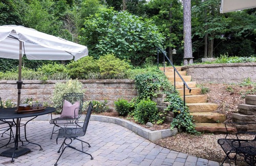 Athens House | Game Day Retreat minutes to Downtown and Sanford Stadium