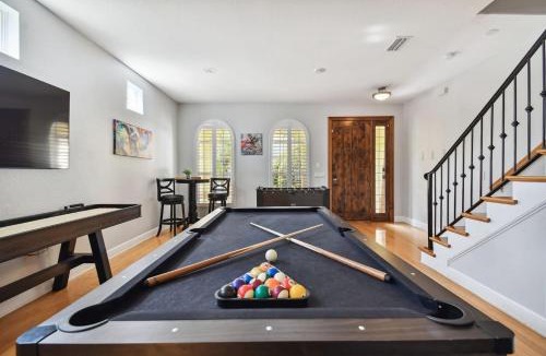 Sun Bay South House | Game Room House, Sleeps 12, Near Everything Tampa