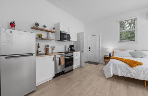 Smithfield House | Garage Studio King and Queen with Private Patio