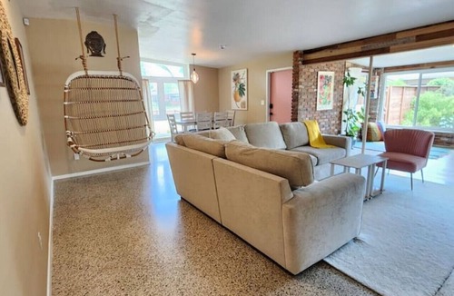 Audubon Park House | GardenHouse @AudubonPark Sleeps 8