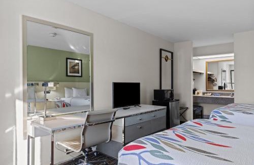 Morehead City Hotel | Garnet Inn & Suites, Morehead City near Atlantic Beach