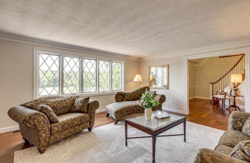 De Soto House | Gated 35-Acre De Soto Estate: Pool, Lake & Patio!