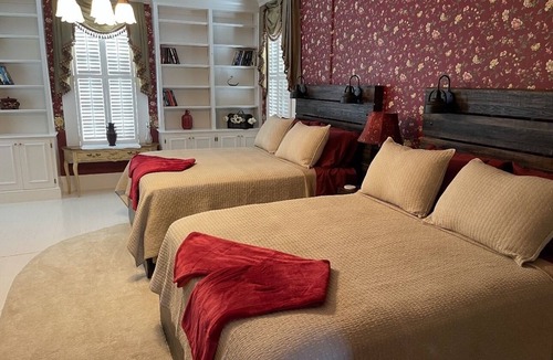 Arabi House | Gated Farm House Getaway Near Lake Blackshear! Peaceful and Newly renovated
