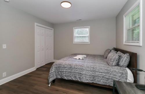 Norwood House | Gateway to Lake Tillery Retreat