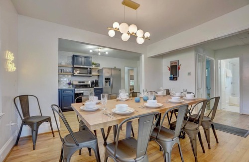 Downtown House | Gather! PingPong~6BR~PorchTV~Walk Dtwn~Pets~15+