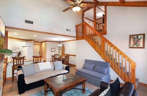 White Oak Lodge House | Gatlinburg Escape for 6 w Sauna & Community Pool!