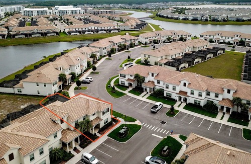 Kissimmee House | Gatsby's Storey Lake Resort Townhome