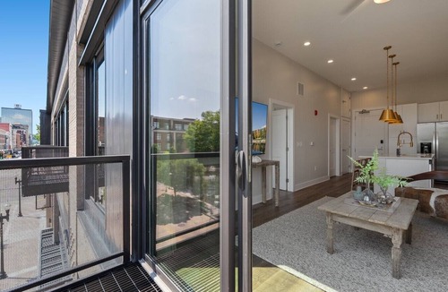 Old City Condo | Gay Street Getaway | Prime Location in Knoxville