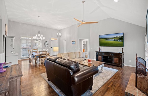 Pinehurst House | +Golf cart +Jacuzzi + Ping Pong + 0.6 miles to Historic Village and Pinehurst #2
