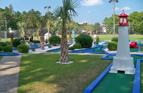 Fairfield Harbour House | Golf Course Condo with Pools & Family Fun