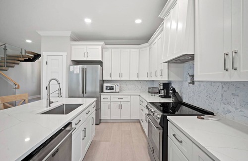Sweetgrass House | Golf Course Front, Golf Cart Included, Pet Friendly - 155 Davis Love