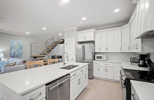 Sweetgrass House | Golf Course Front, Golf Cart Included, Pet Friendly - 155 Davis Love