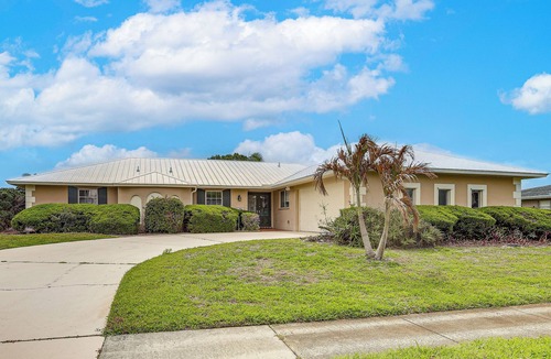 Port Saint Lucie House | Golf Course Getaway! Port St Lucie Home w/Lanai