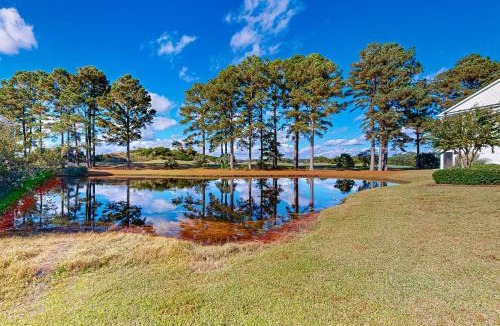 Waterford Plantation House | Golf Course Views & Pool: Myrtle Beach Retreat