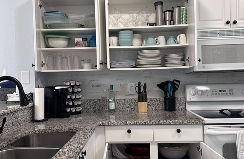 Ole Condo | Golfer's Paradise in Naples, FL. 2/2 is located in the heart of Lely Golf Resort