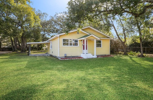 Plant City House | Gordon Grace Less then 5 minutes to I-4.
