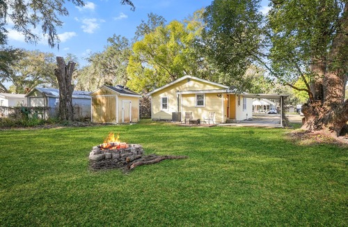 Plant City House | Gordon Grace Less then 5 minutes to I-4.