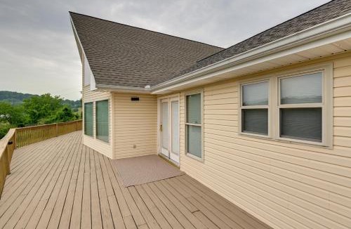 Gordonsville House | Gordonsville Retreat: Deck w/Spectacular Views!
