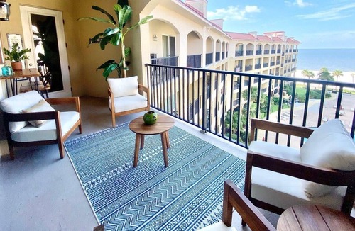 Henderson Point Condo | Gorgeous 3 bedroom 2 bath condo at Inn by the Sea