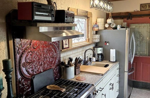 Gainesville Cabin | Gorgeous Container for a Romantic Getaway on a Ranch with Incredible Views in Gainesville, Missouri