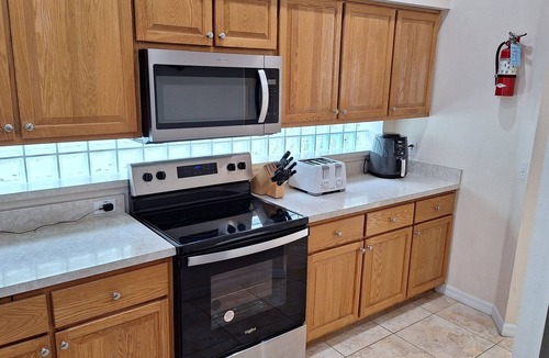 Sunset Lakes Villa | Gorgeous lakeside villa with pool, close to Disney