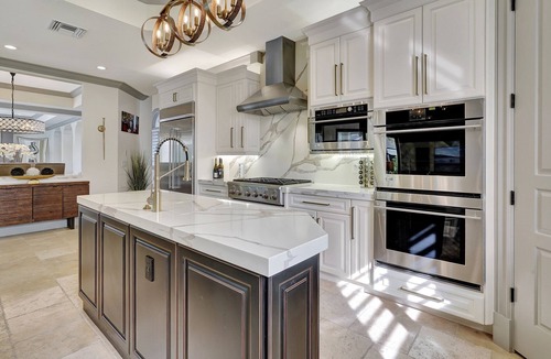 Moorings House | Gorgeous Naples Estate 3 miles from the beach-near Old Naples & 5th Ave