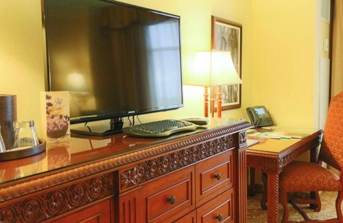 Orlando House | Great Amenities! 4 Spacious Units, Near Americas Escape Game, Fishing