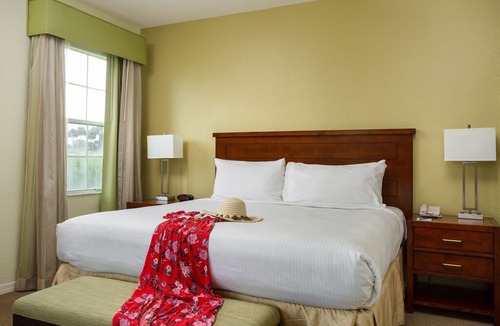 West Kissimmee Resort | Great Deal! 2 Family-Friendly 2BR Units, Pool, Shuttle
